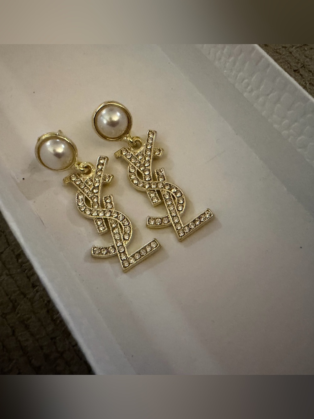 Gold Pearl Drop Earrings with Crystal Accents, fashion jewelry, new